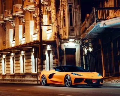 2024 Chevrolet Corvette Stingray Convertible Z51, 70th Anniversary Edition, 11,000 km, one owner thumbnail 3