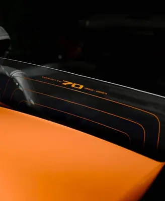 2024 Chevrolet Corvette Stingray Convertible Z51, 70th Anniversary Edition, 11,000 km, one owner thumbnail 6
