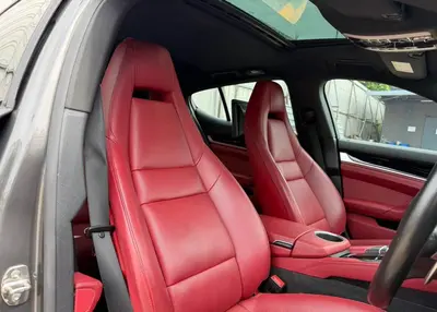 2016 Porsche Panamera S E-Hybrid – Agate Grey, Red Leather, 70,000 km, Full Service History thumbnail 6