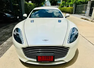 2016 Aston Martin Rapide S V12 thumbnail 4