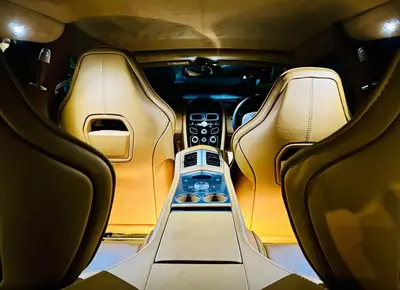 2016 Aston Martin Rapide S V12 thumbnail 6